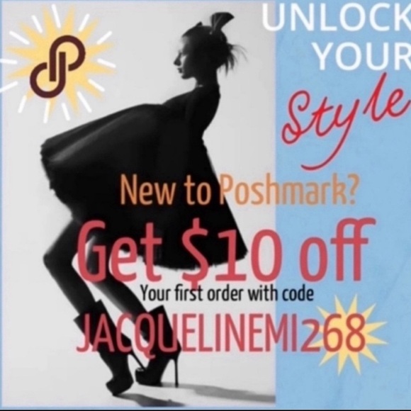 Michael Kors Gold Chain + Pyramid Crystal Pave Necklace, MSRP $88 - Picture 4 of 4